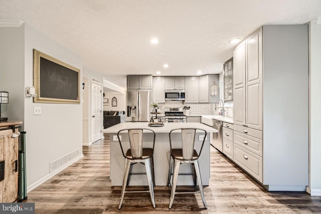 GREENWOOD ACRES - Residential