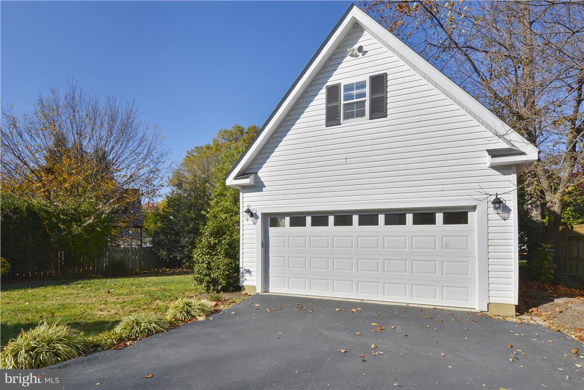 WAYCROFT WOODLAWN - Residential