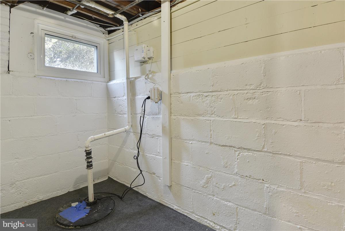 WAYCROFT WOODLAWN - Residential