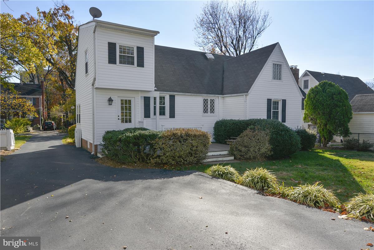 WAYCROFT WOODLAWN - Residential