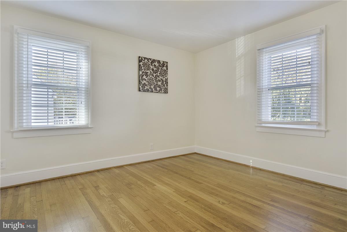 WAYCROFT WOODLAWN - Residential