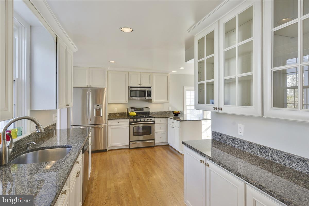 WAYCROFT WOODLAWN - Residential