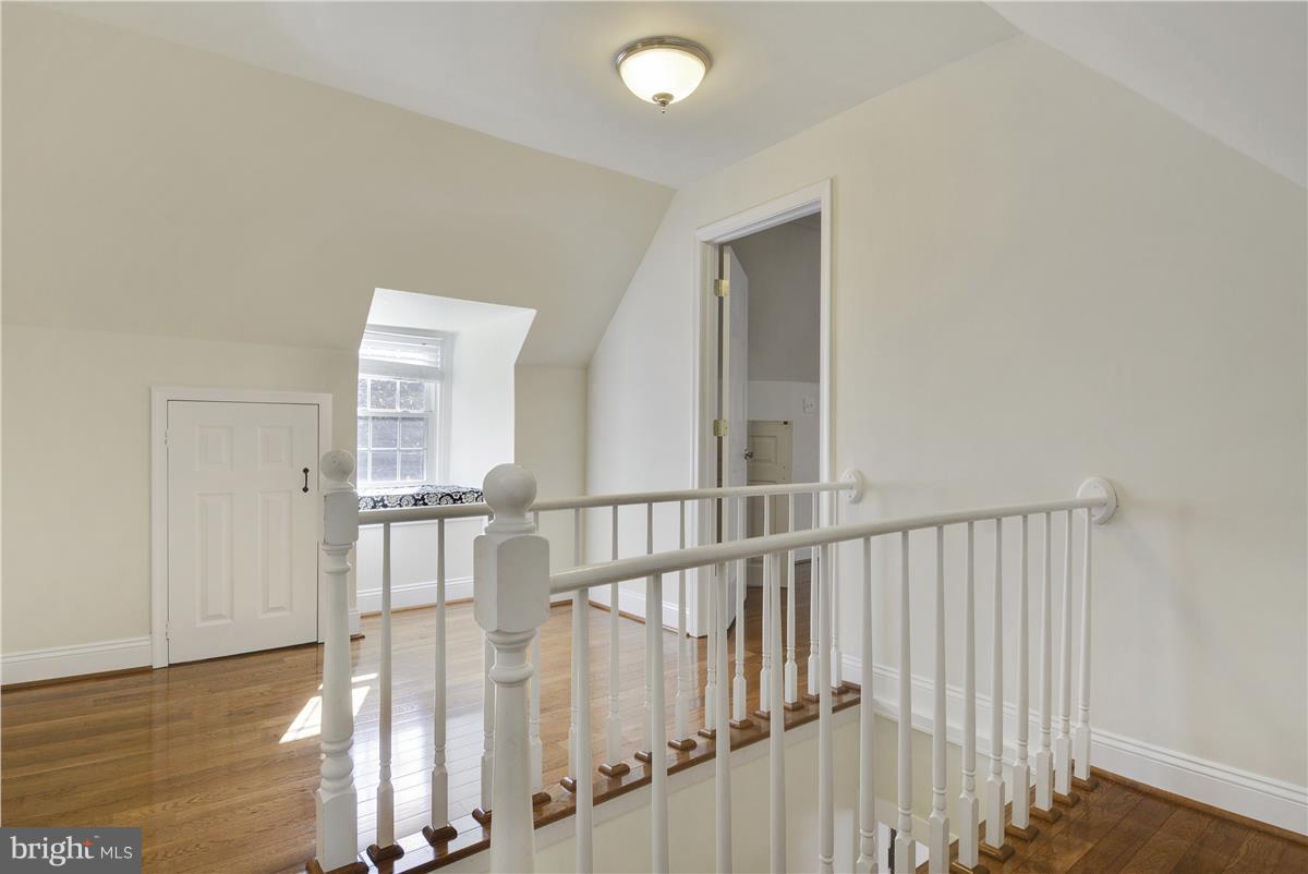 WAYCROFT WOODLAWN - Residential