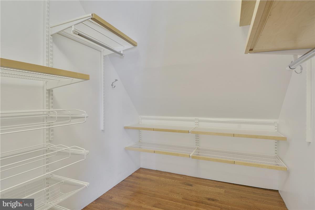 WAYCROFT WOODLAWN - Residential