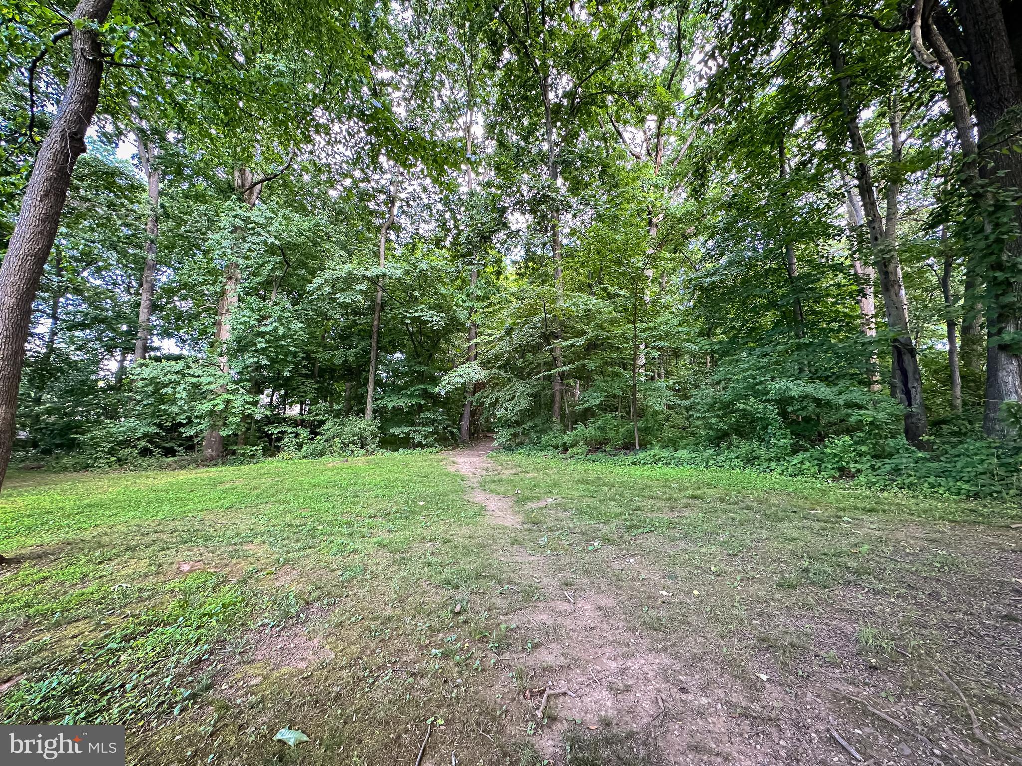 SHADY GROVE VILLAGE - Residential