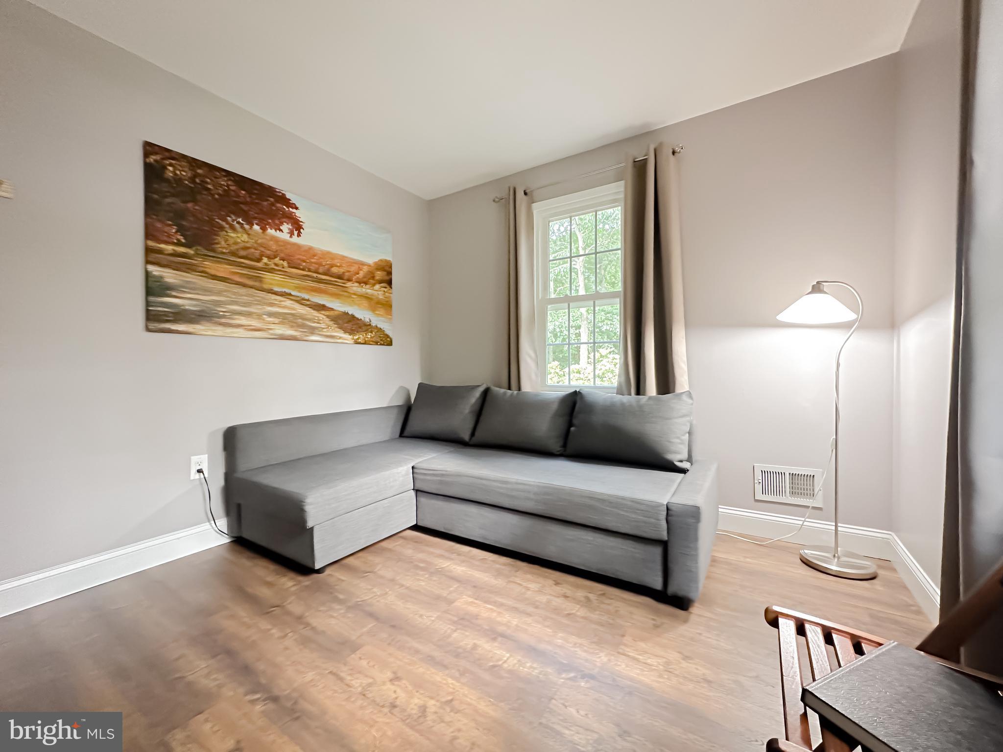 SHADY GROVE VILLAGE - Residential