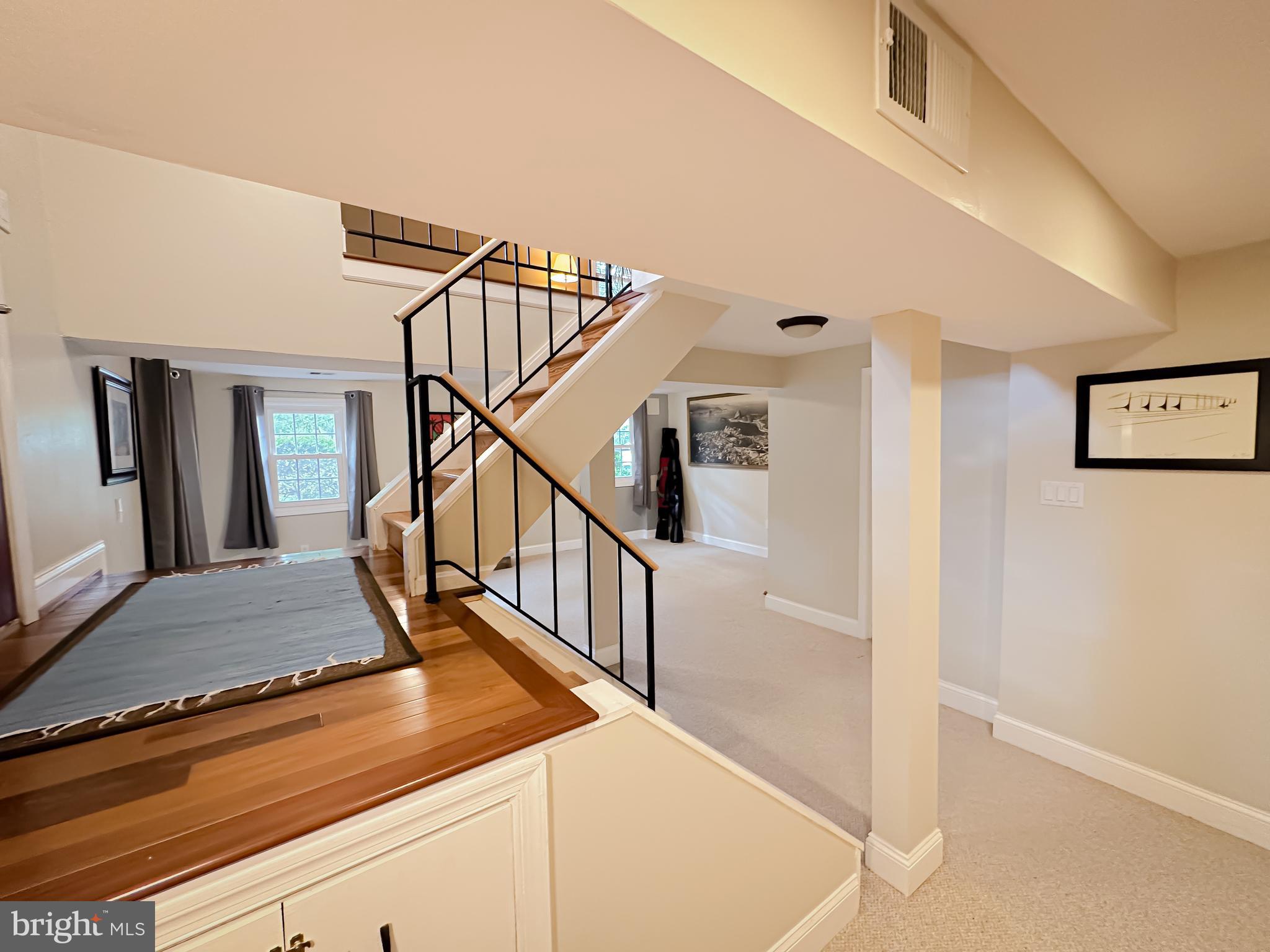 SHADY GROVE VILLAGE - Residential