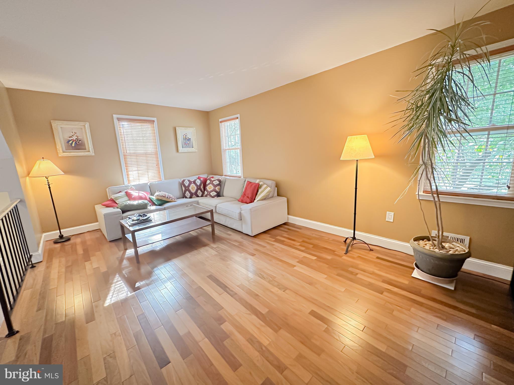 SHADY GROVE VILLAGE - Residential