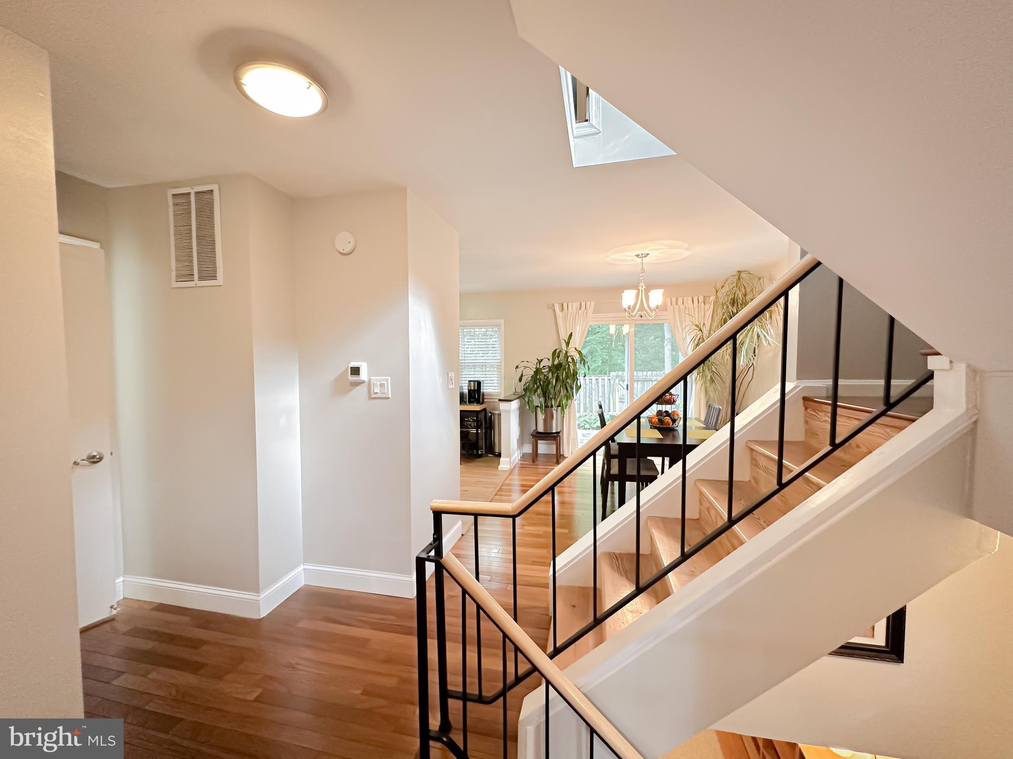 SHADY GROVE VILLAGE - Residential