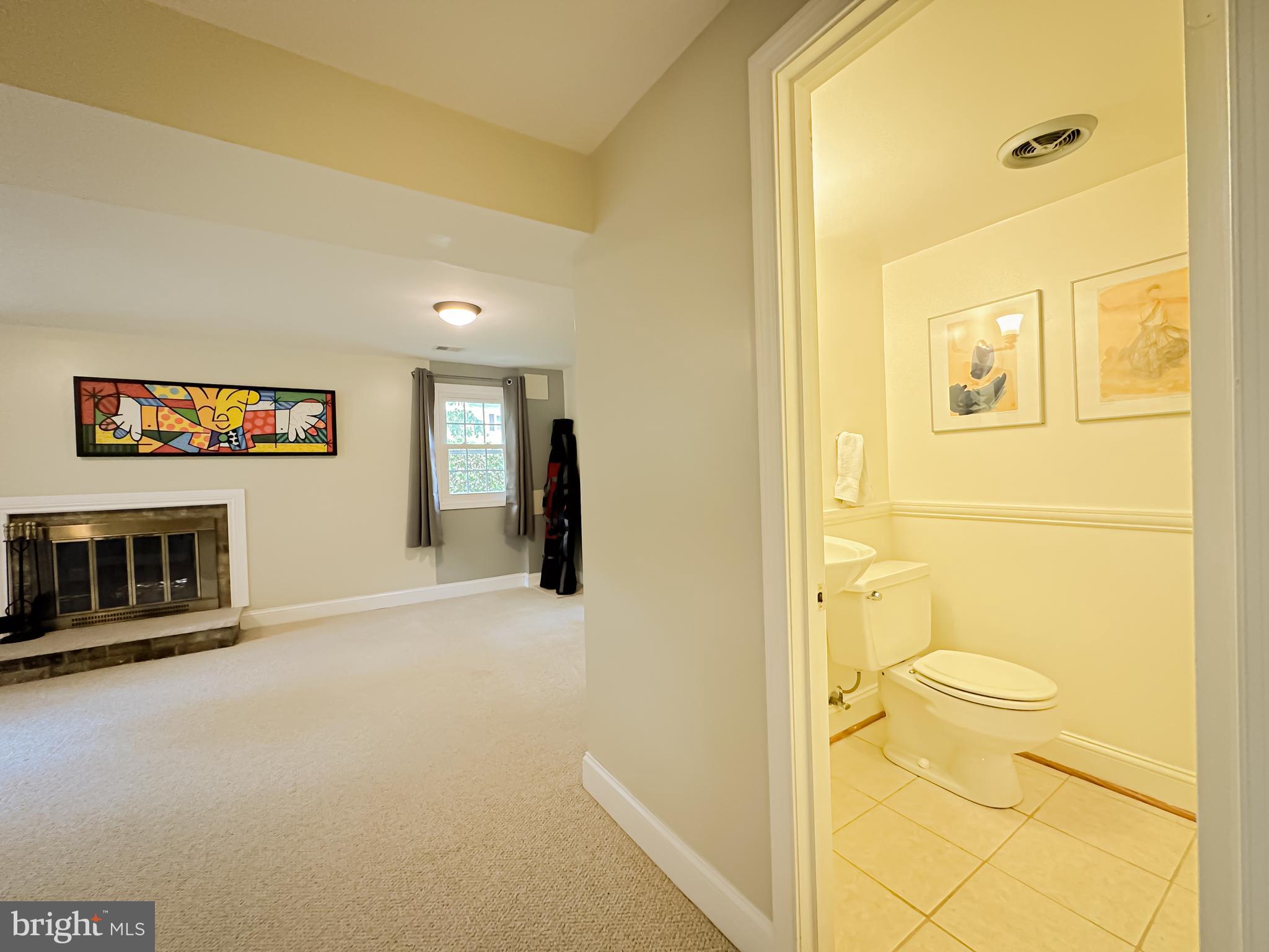 SHADY GROVE VILLAGE - Residential