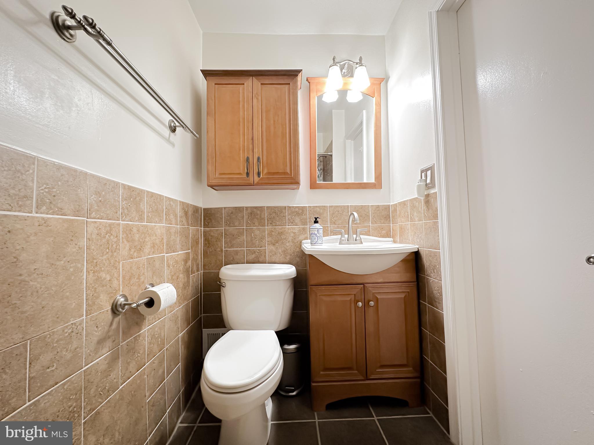 SHADY GROVE VILLAGE - Residential