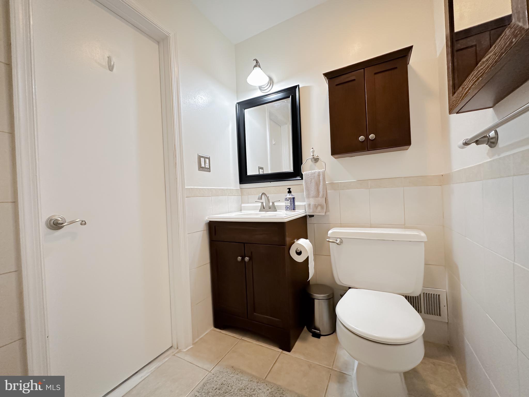 SHADY GROVE VILLAGE - Residential