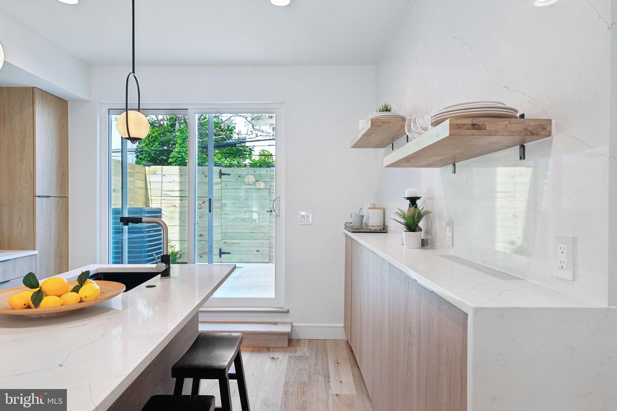 GRADUATE HOSPITAL - Residential