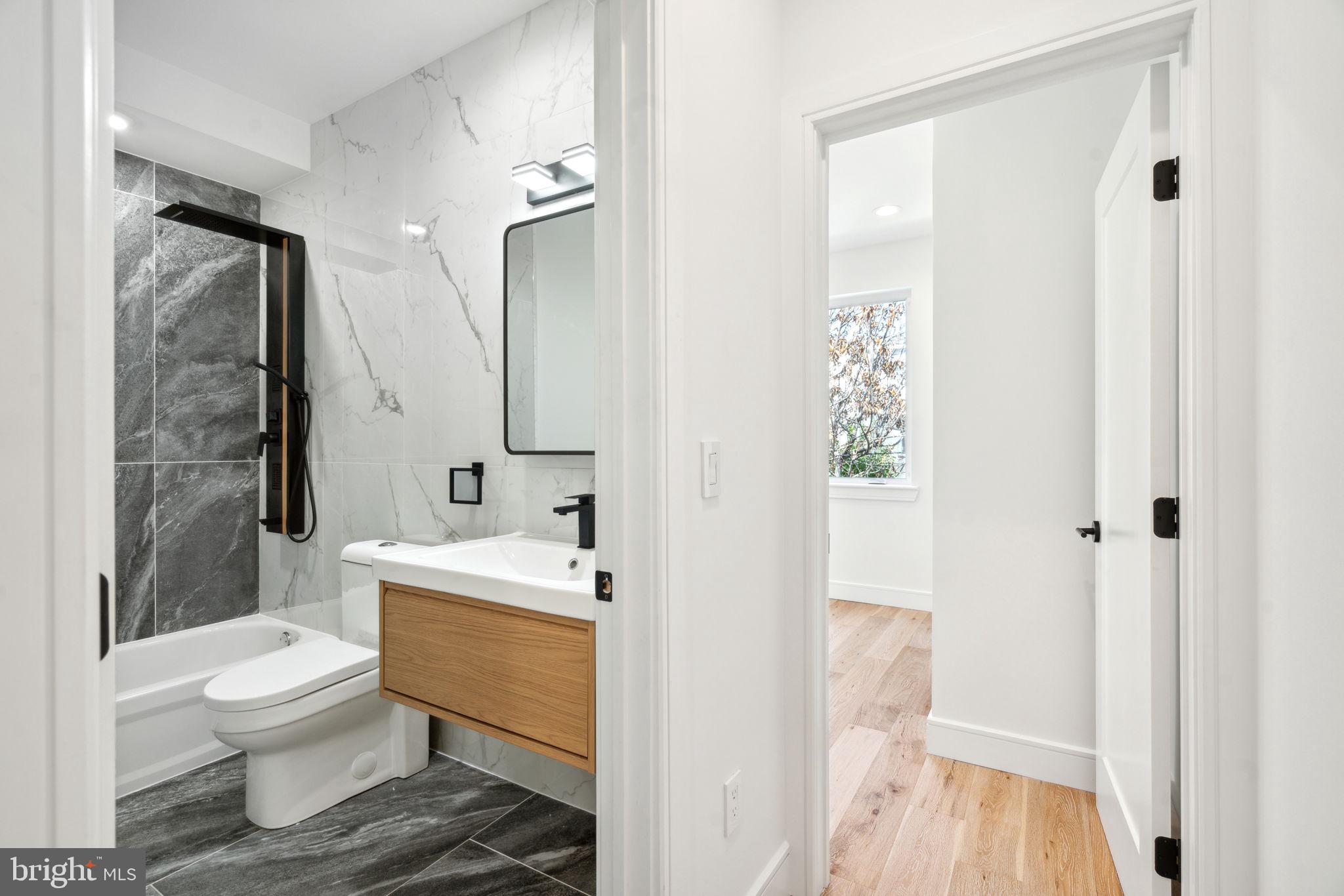 GRADUATE HOSPITAL - Residential