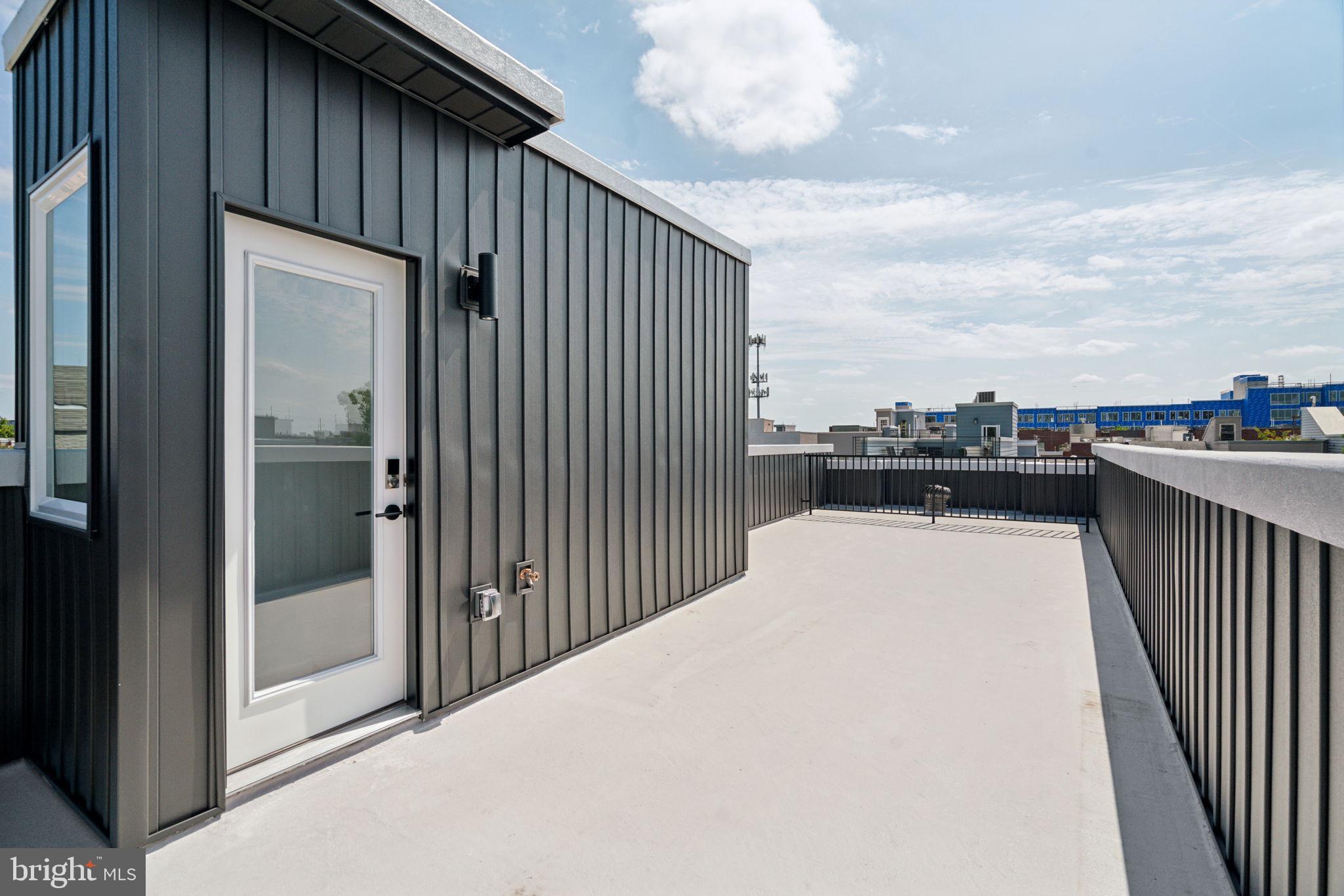 GRADUATE HOSPITAL - Residential