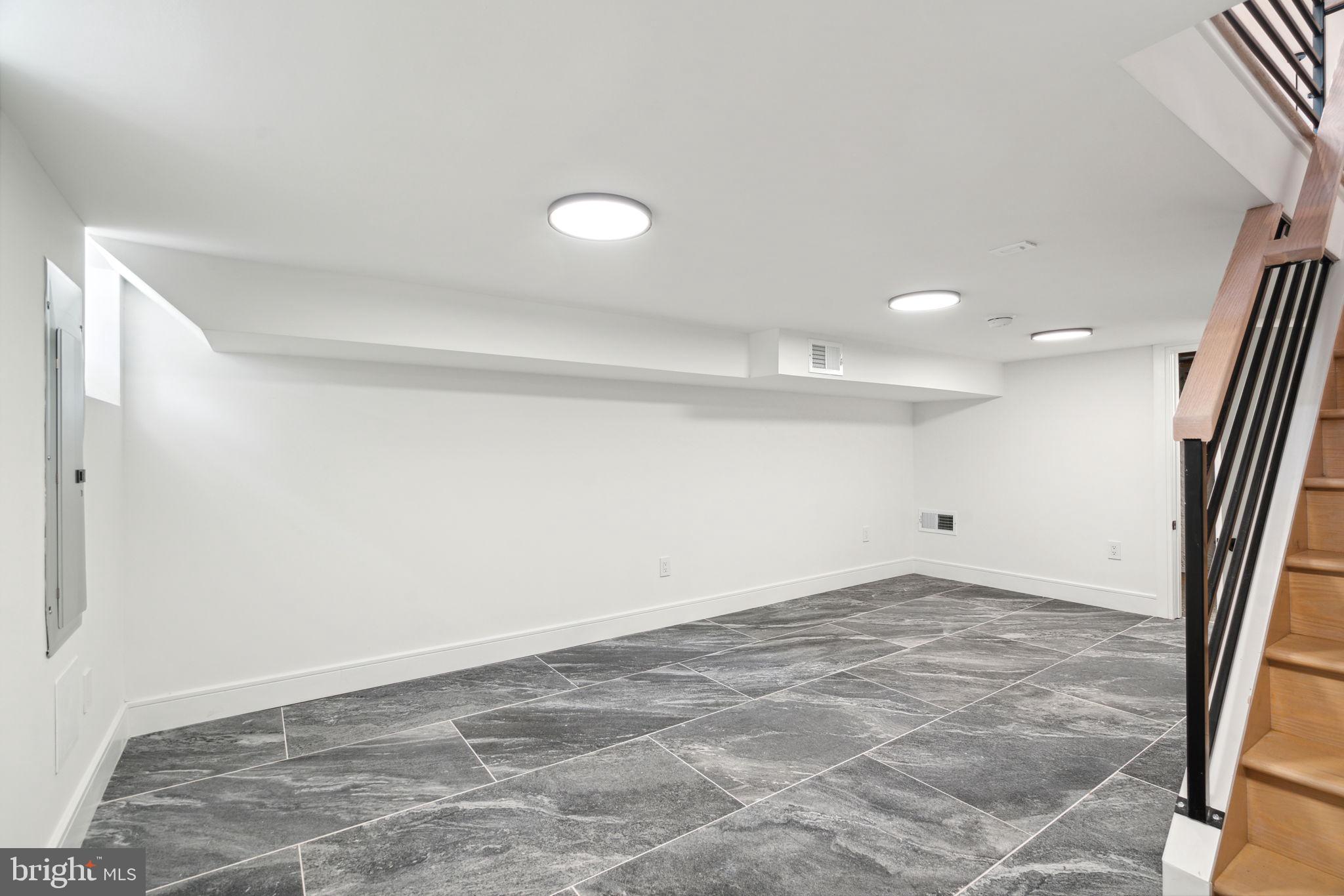 GRADUATE HOSPITAL - Residential