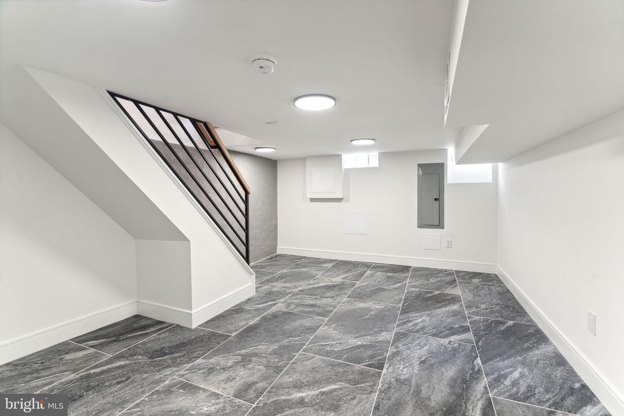 GRADUATE HOSPITAL - Residential