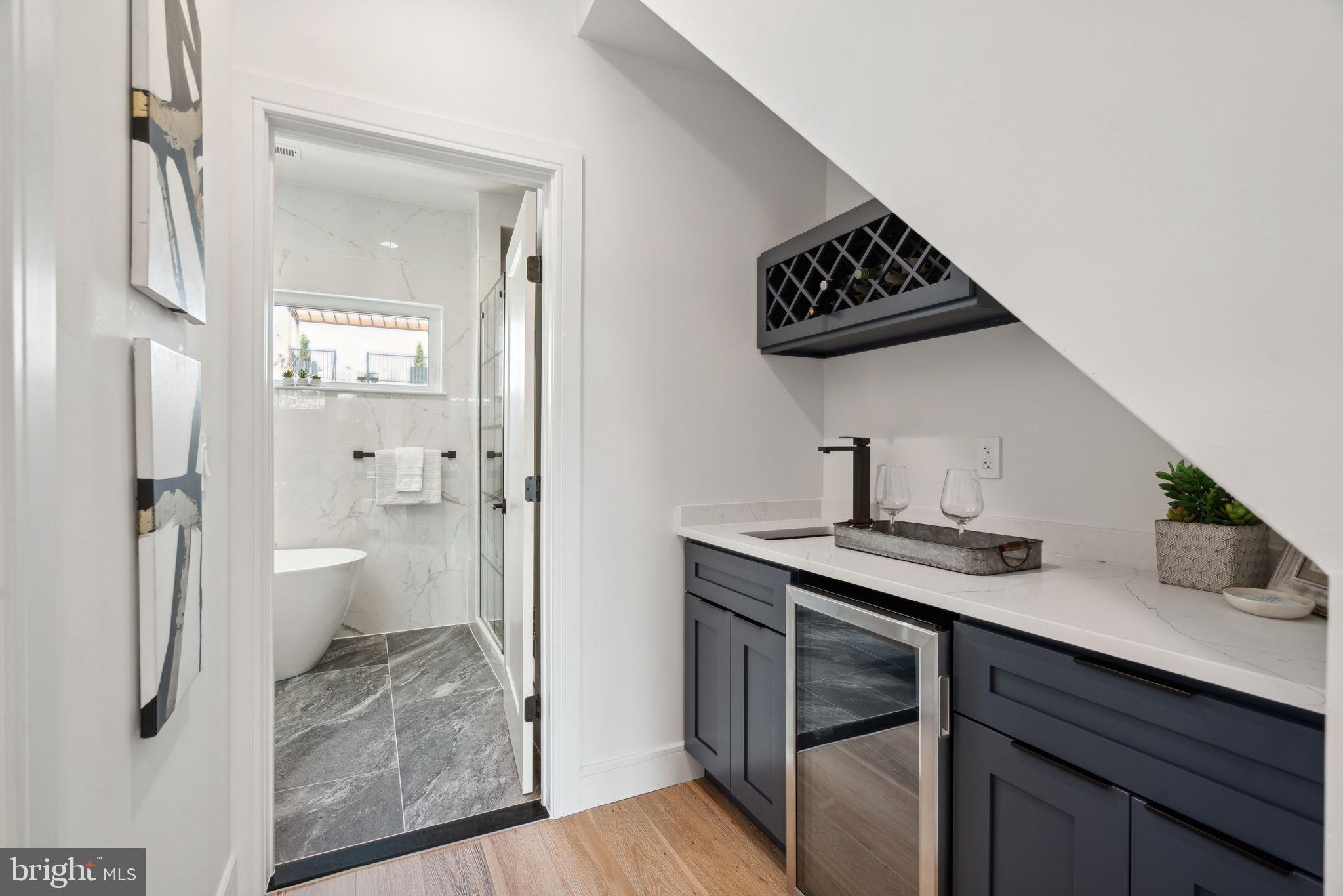 GRADUATE HOSPITAL - Residential