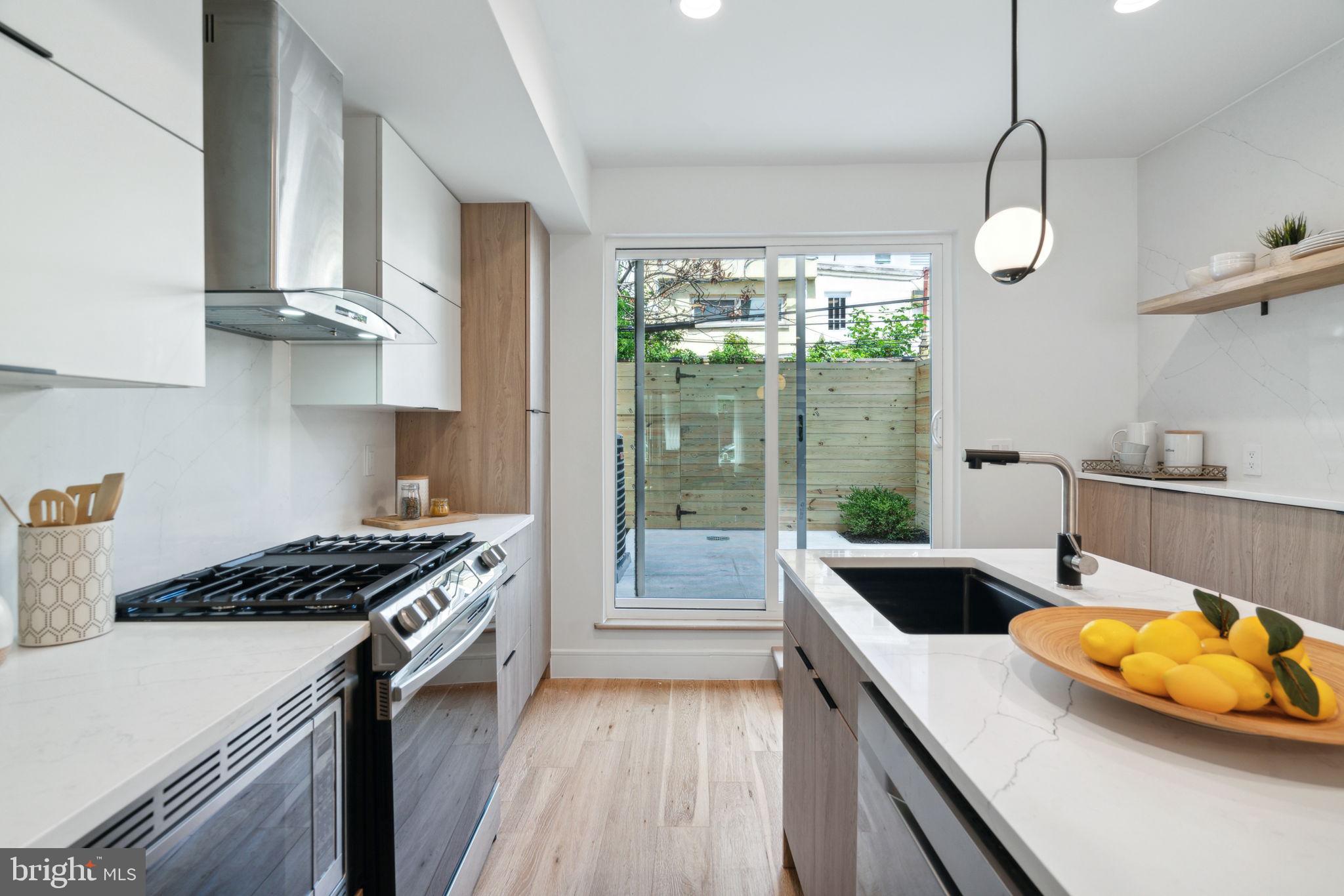 GRADUATE HOSPITAL - Residential