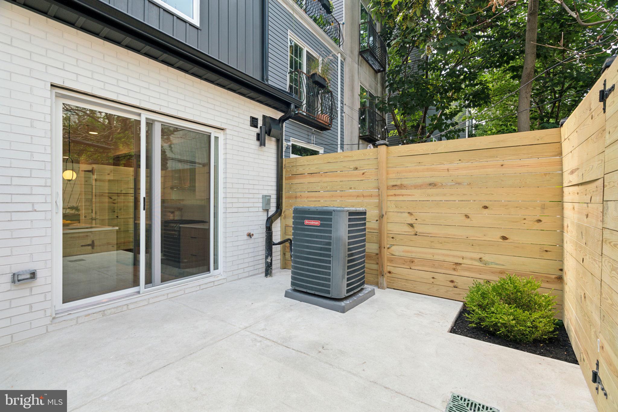 GRADUATE HOSPITAL - Residential