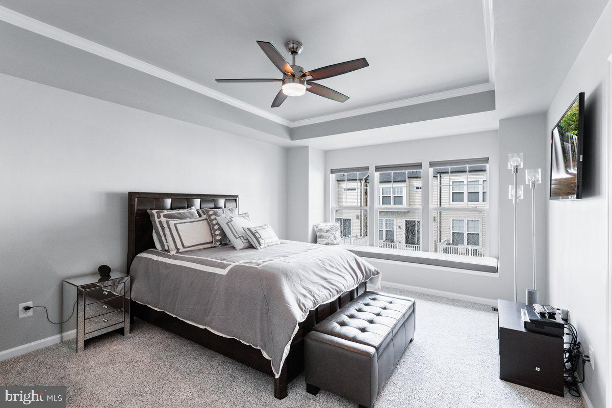 VICTORY LAKES - Residential