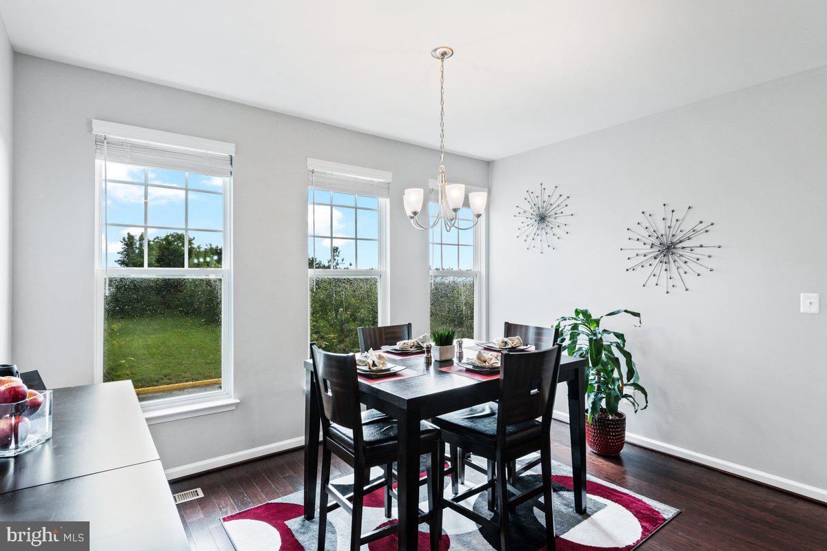 VICTORY LAKES - Residential