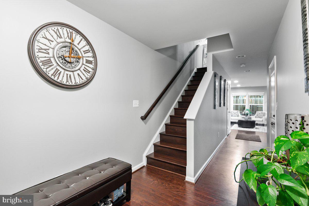 VICTORY LAKES - Residential