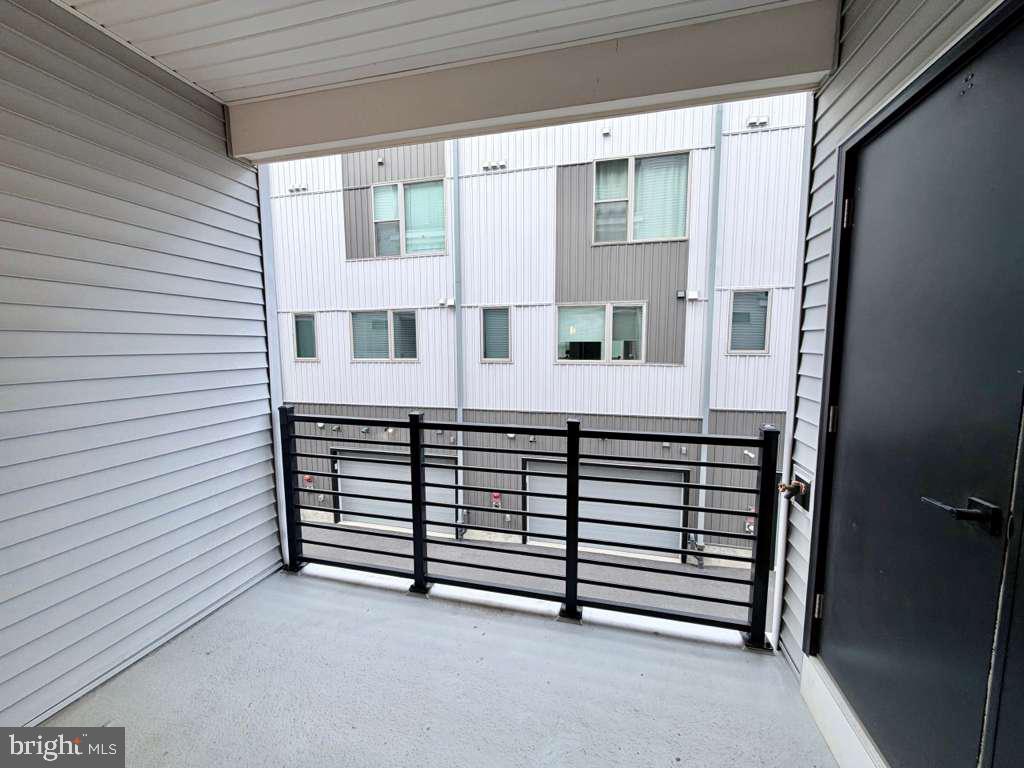 NORTHBANK - Residential