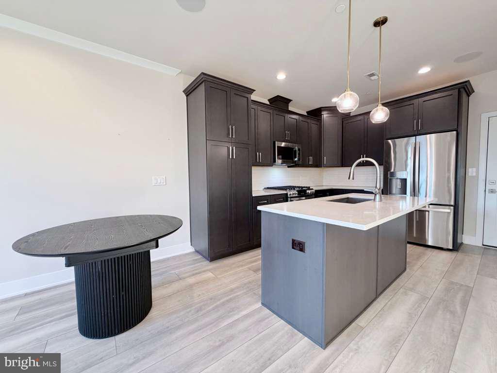 NORTHBANK - Residential