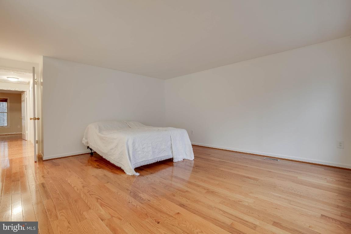 SHAWN FOREST - Residential