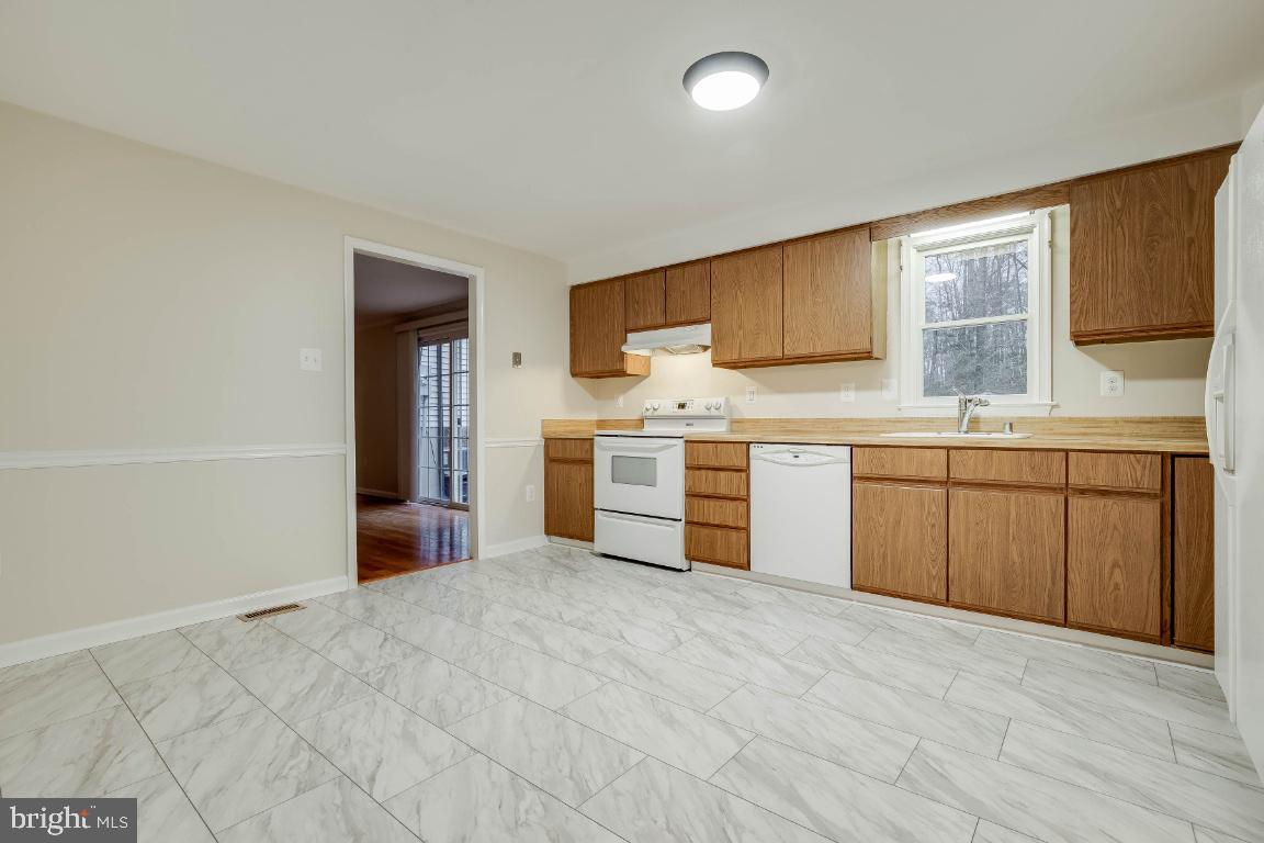 SHAWN FOREST - Residential