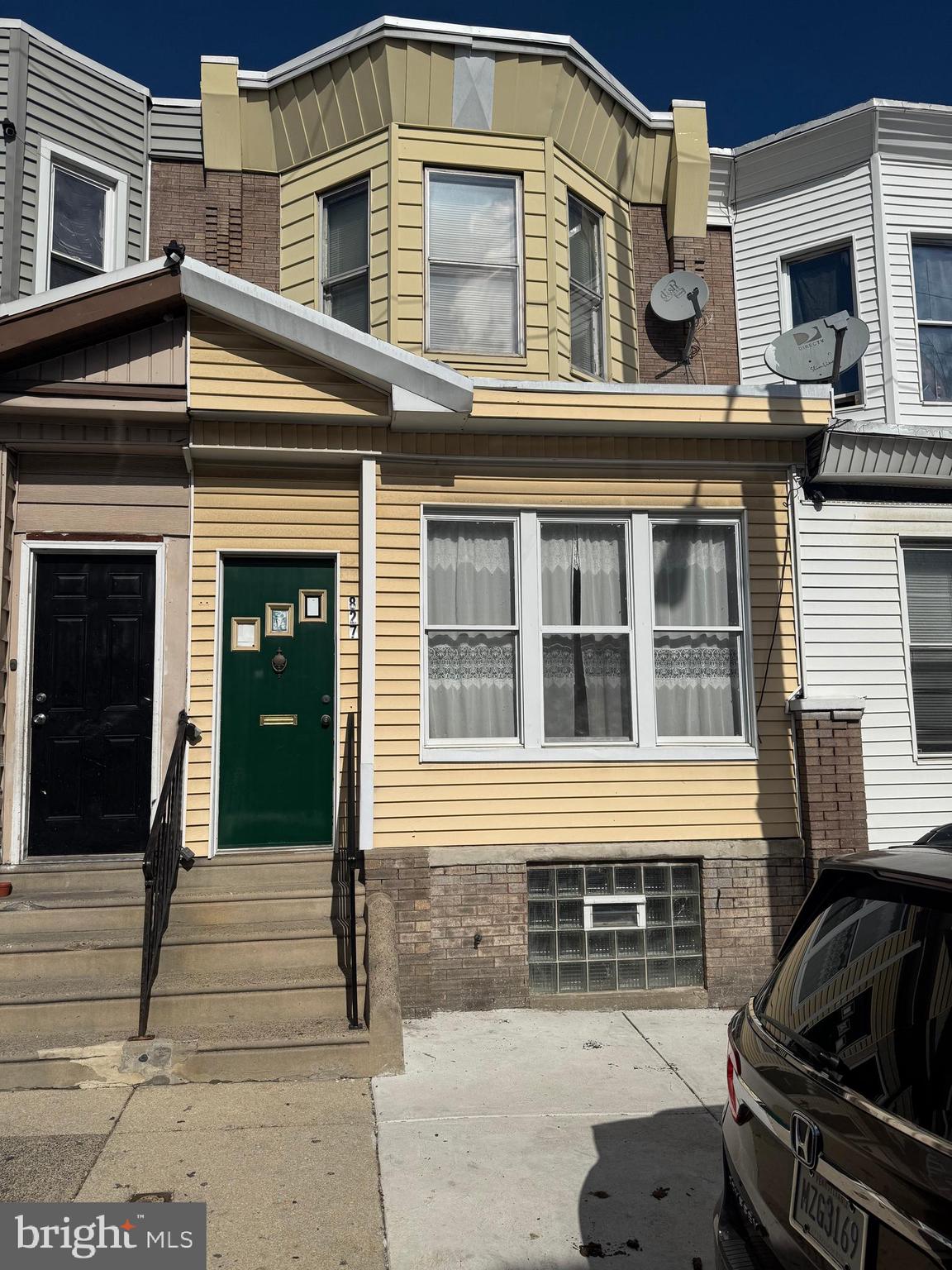 827 E CORNWALL STREET