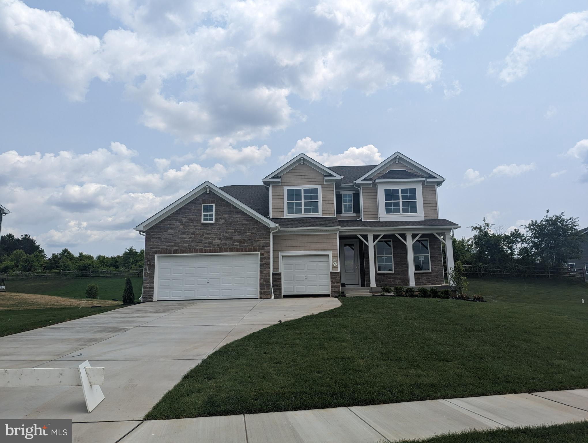 STONEGATE - Residential