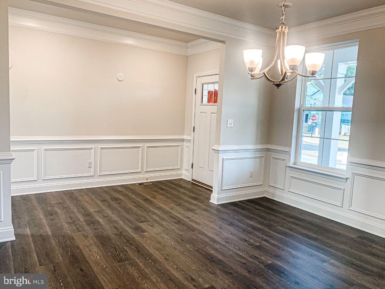 STONEGATE - Residential