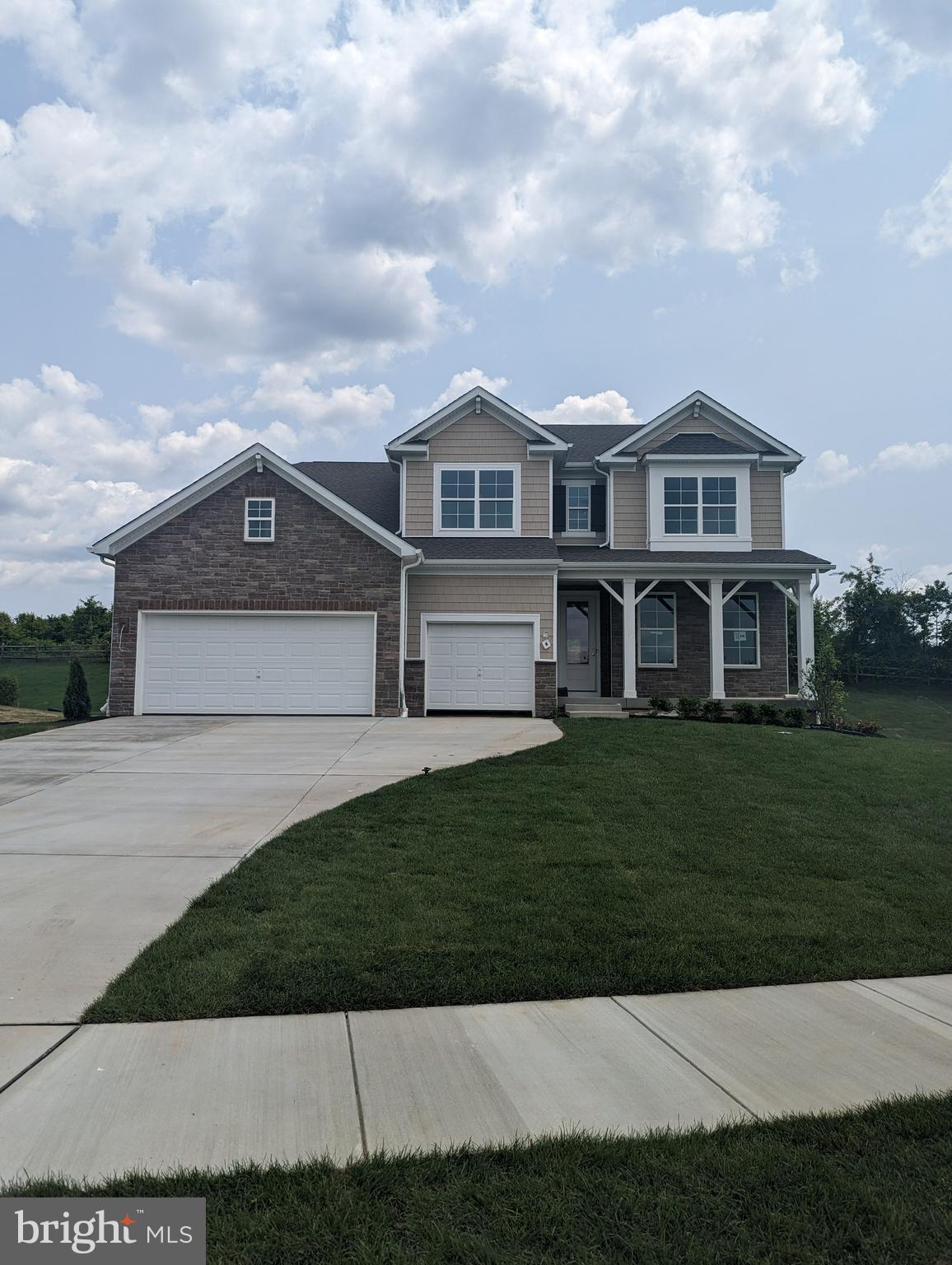 STONEGATE - Residential