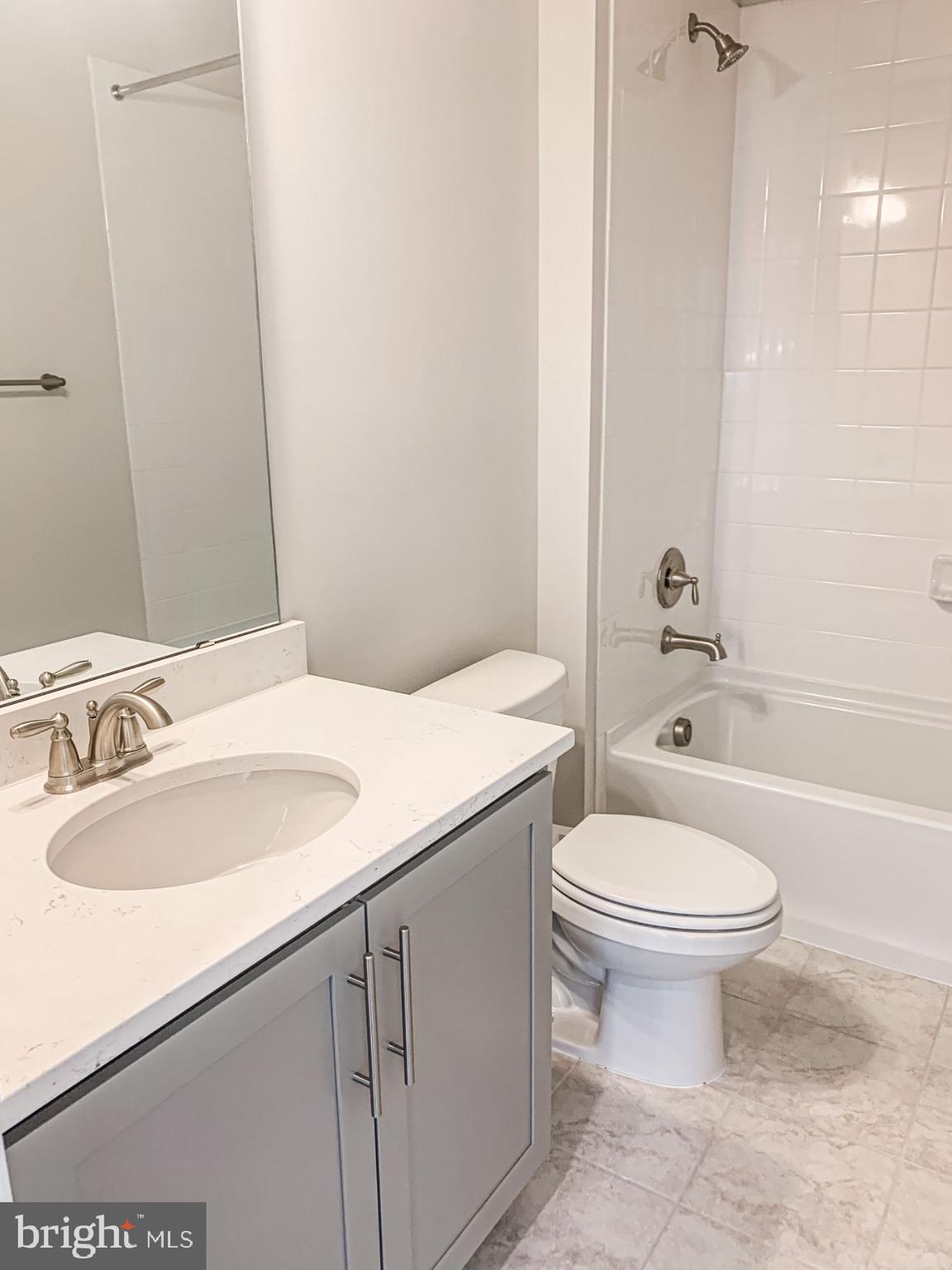 STONEGATE - Residential