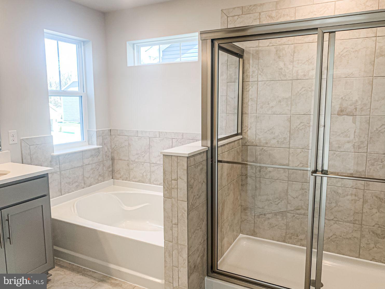 STONEGATE - Residential