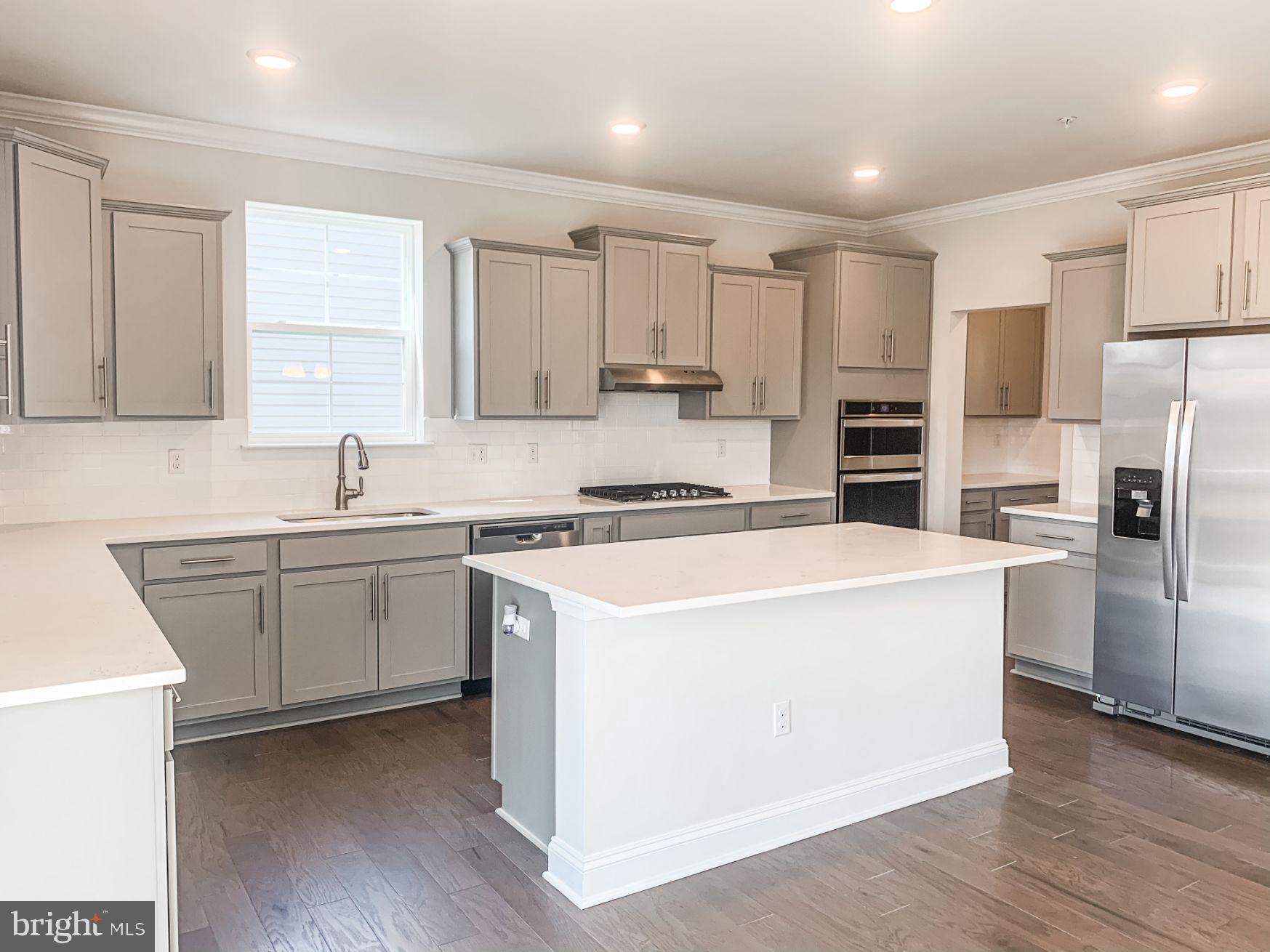 STONEGATE - Residential