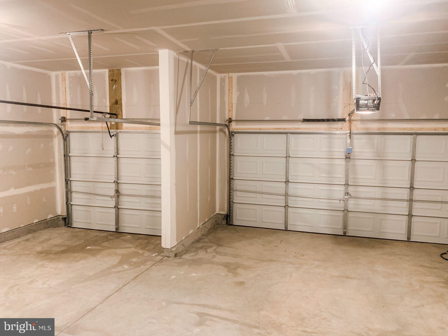 STONEGATE - Residential