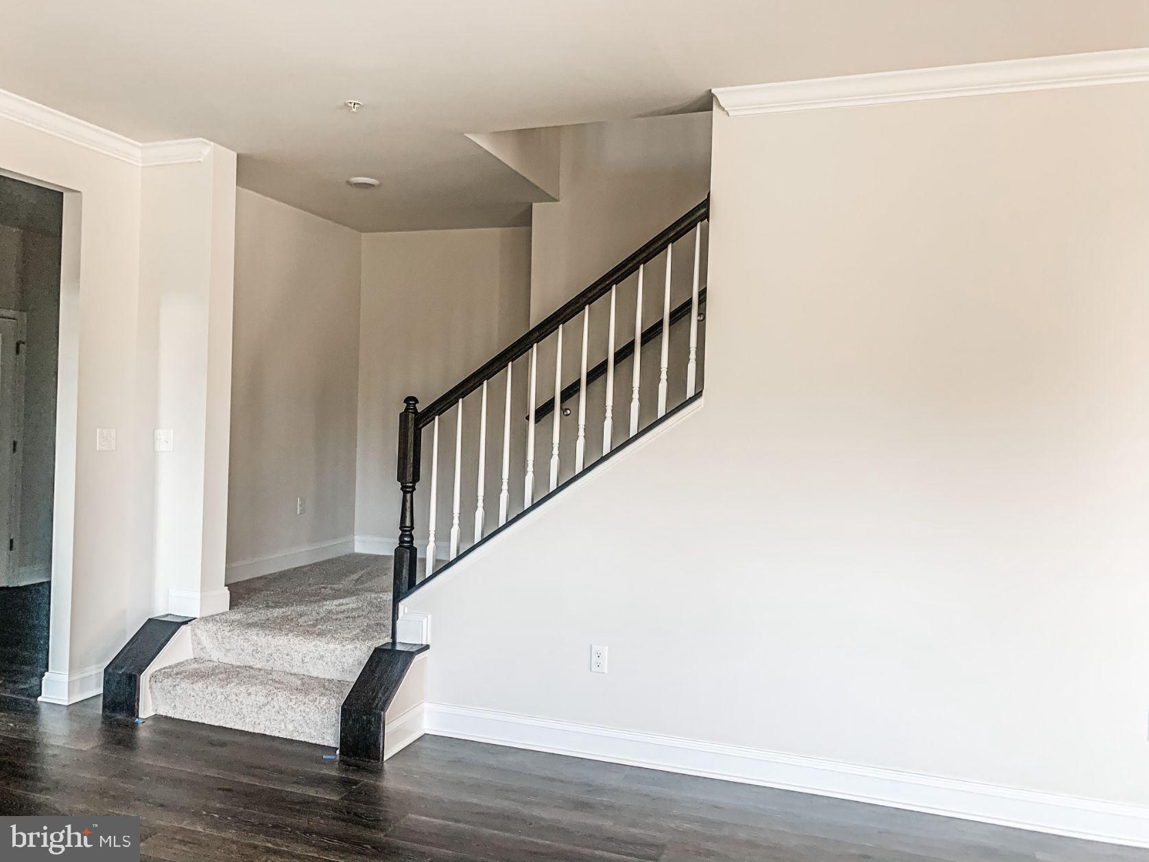 STONEGATE - Residential