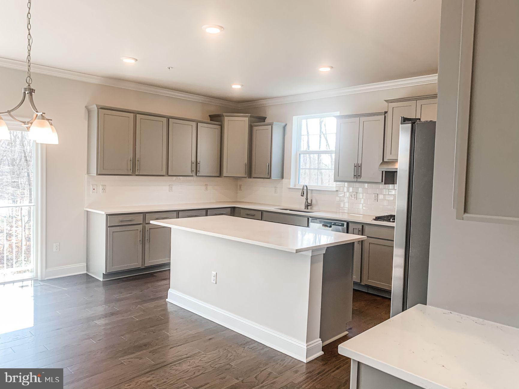 STONEGATE - Residential