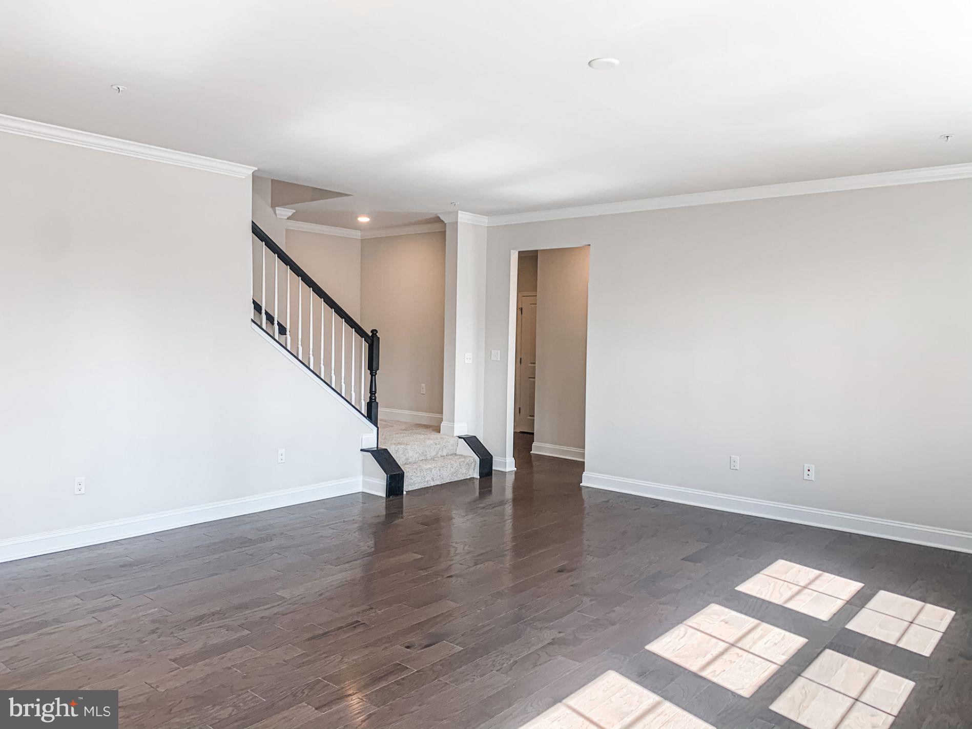 STONEGATE - Residential