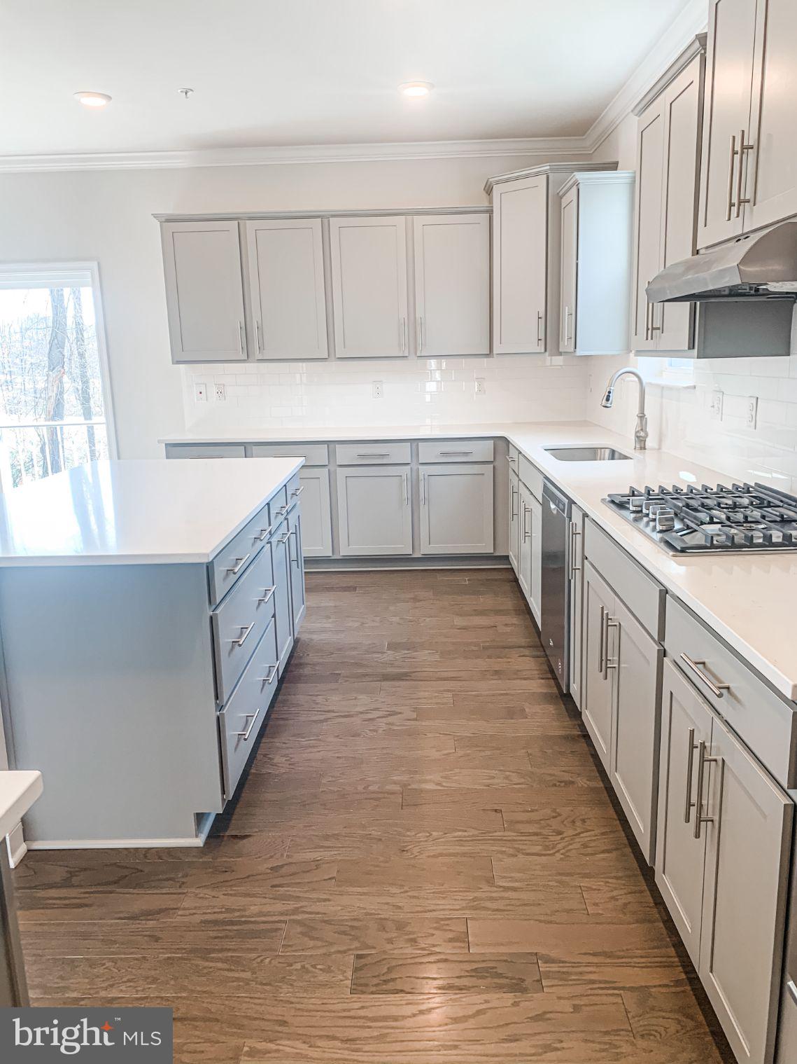 STONEGATE - Residential