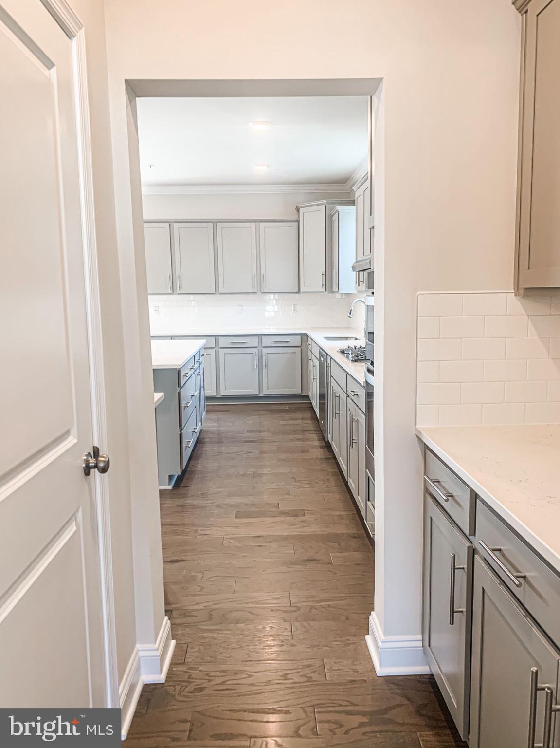 STONEGATE - Residential