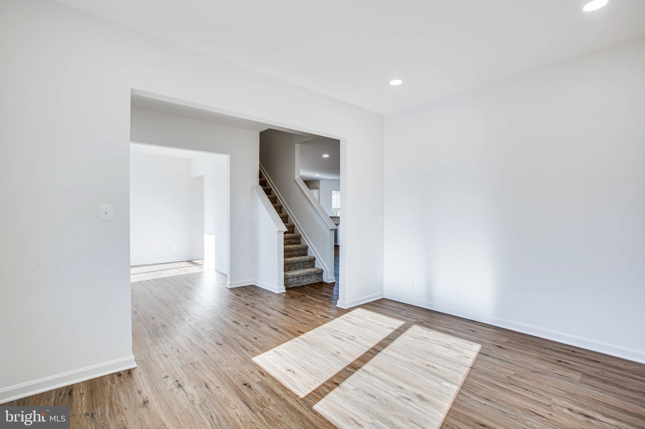 12423 JOSEPHINE LANE