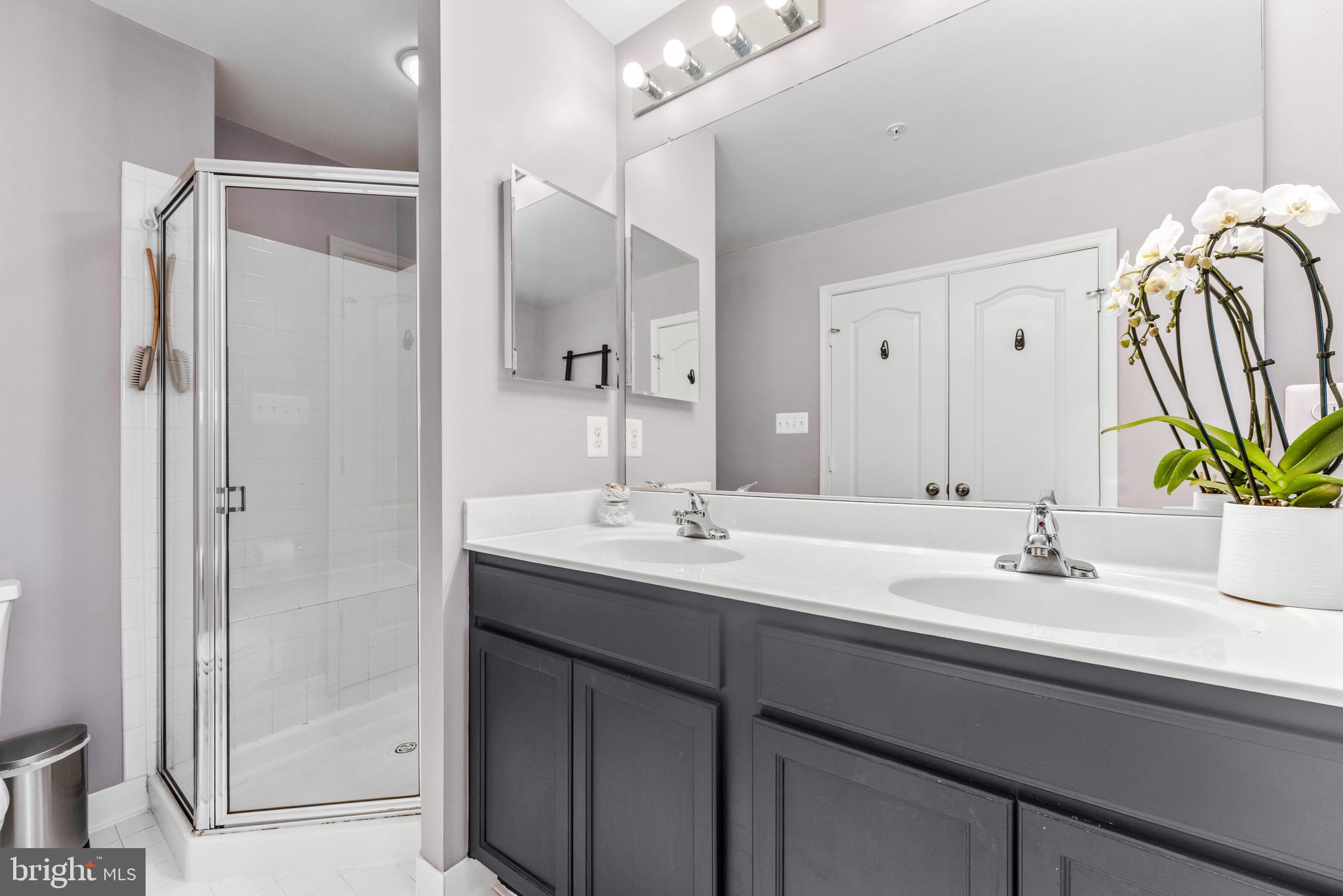 LAUREL - Residential