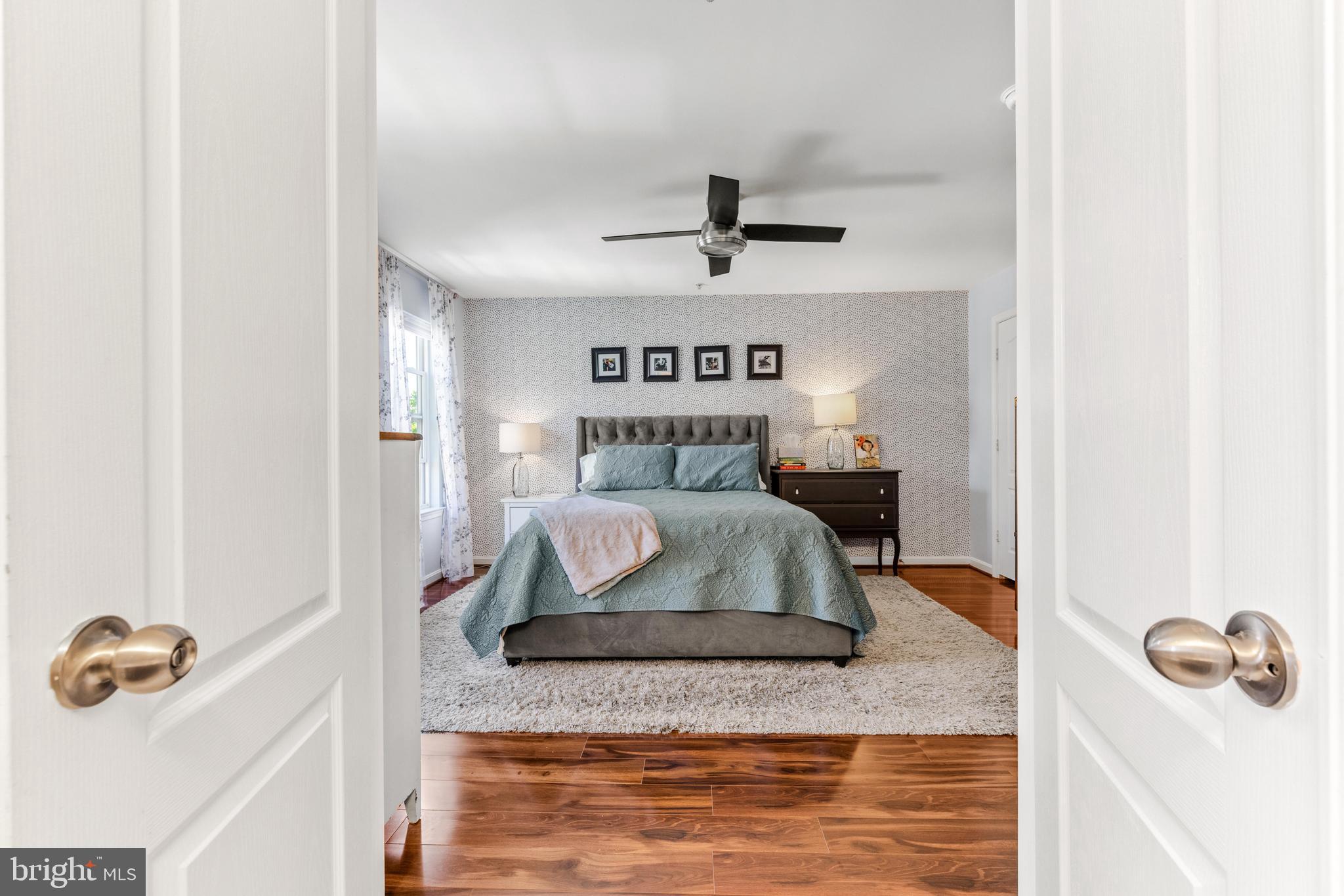 LAUREL - Residential