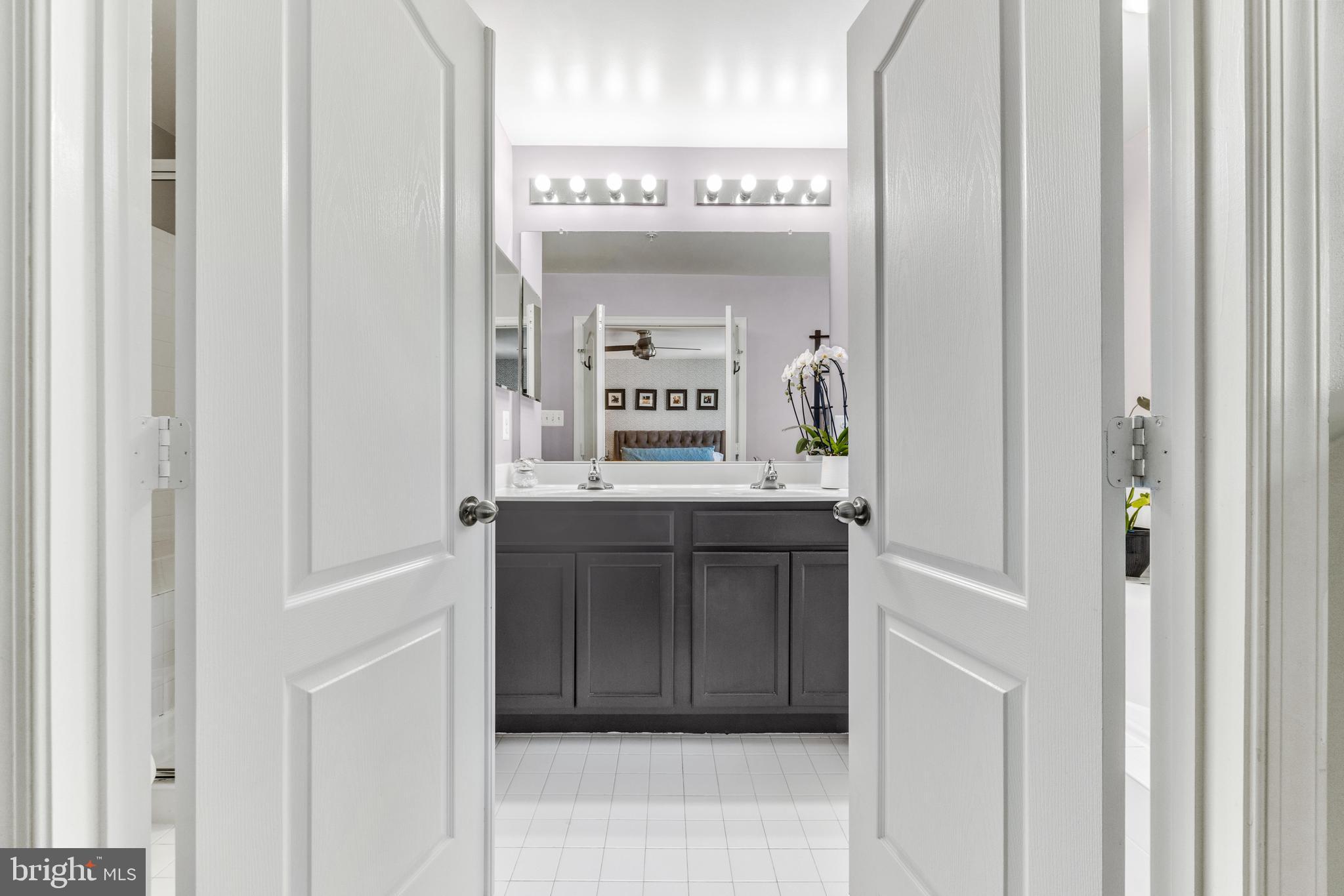 LAUREL - Residential