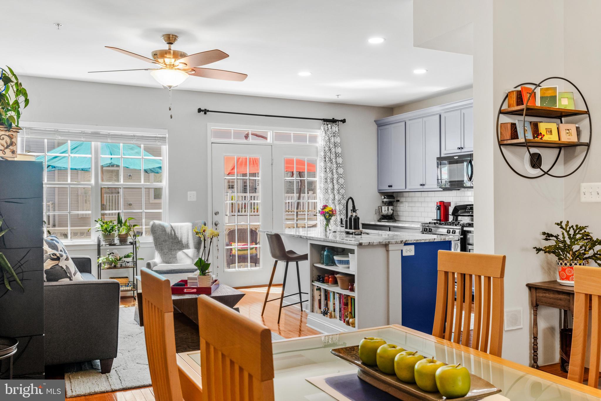 LAUREL - Residential