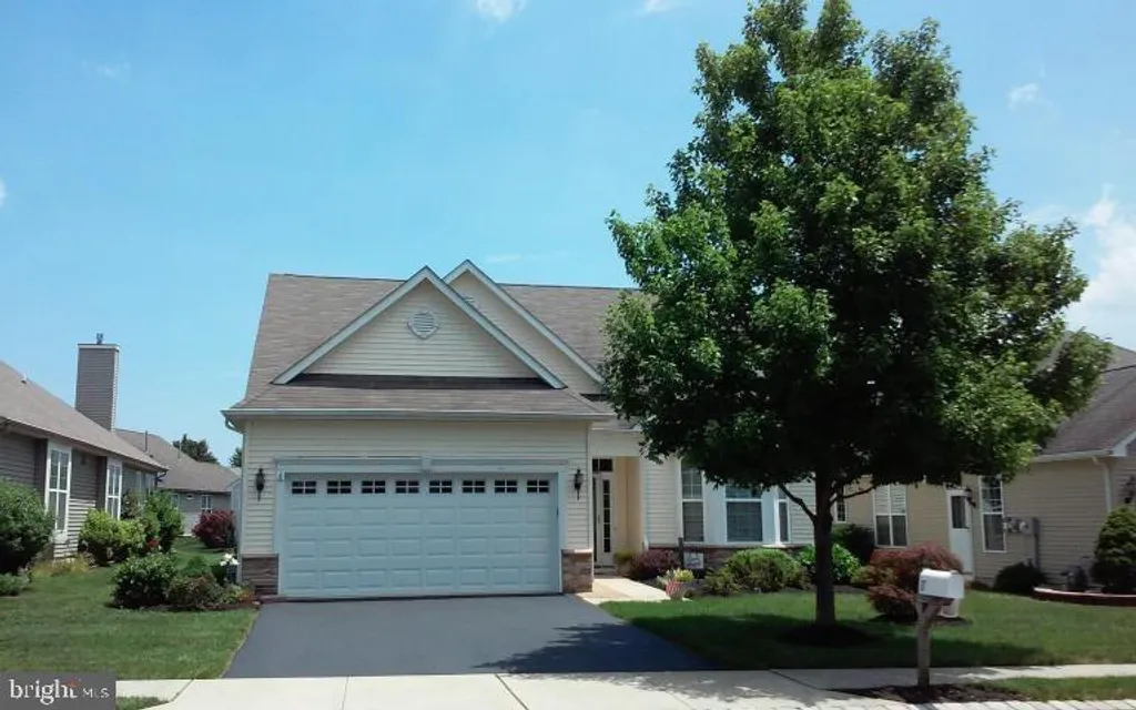 87 Enclave Boulevard, Lakewood, NJ 08701